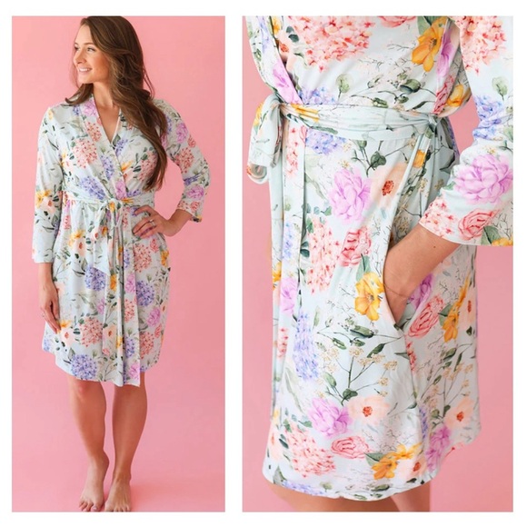 Posh Peanut Erin Maternity Robe Light/Pastel Green Small - Picture 1 of 5